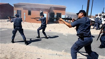 Sudáfrica desplegó policías y militares para evitar ataques xenófobos en Ciudad del Cabo