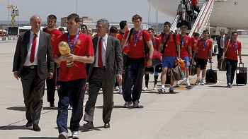 Los campeones del Mundo llegaron como verdaderos héroes a Madrid