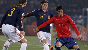 Rodrigo Millar y el último gol al campeón del mundo: 