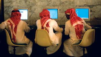 El 40 por ciento de los jóvenes de países árabes apoya censurar más internet