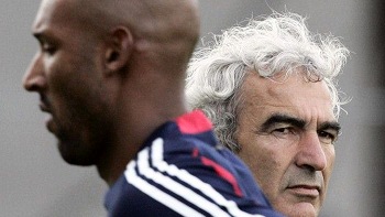 Nicolás Anelka calificó de payasos a los miembros de la Federación Francesa de Fútbol