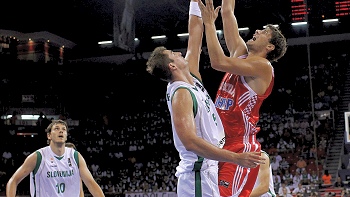   Eslovenia volteó el marcador ante Croacia y logró su segundo triunfo en el Mundial 