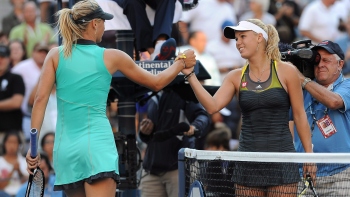 Wozniacki impuso su regularidad ante Sharapova y la borró del US Open