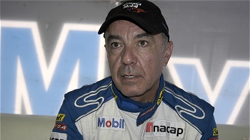   Eliseo Salazar ratificó que se retirará de las competencias oficiales en 2011 