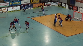   Selección chilena de hockey patín culminó en el tercer lugar en cuadrangular tras perder con España 