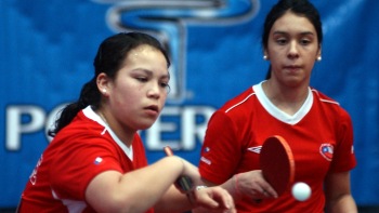 Low y Meneses cayeron estrechamente en la final de dobles juvenil en el CEO