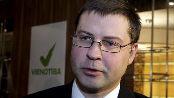 Primeros resultados dan victoria a alianza gobernante de centro-derecha en Letonia