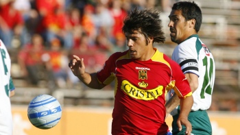   Puerto Montt y U. Española chocan por un lugar en las semifinales de Copa Chile 