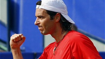 Montañés salió airoso tras dura lucha con Davydenko y es semifinalista en Francia