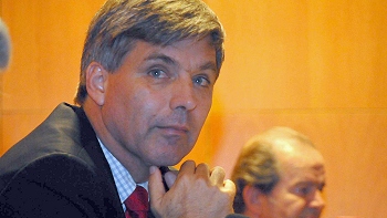   Puerto Montt le ofreció a Mayne-Nicholls la vicepresidencia del club tras derrota electoral 