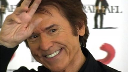   Raphael habló de su cariño por el público chileno y prometió tocar en 2011 