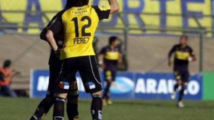 Gabriel Cárcamo selló la goleada de Everton contra U. San Felipe