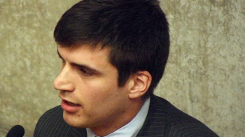 Juan José Zamorano: Me da vergüenza ser hijo de María del Pilar Pérez