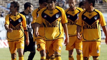   En Santiago Morning esperan superar la presión para quedarse en Primera 