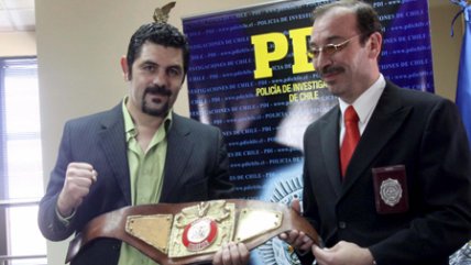   PDI recuperó cinturones sustraídos a Carlos Cruzat 