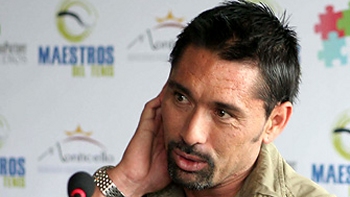   Ríos esperará al ganador del duelo Kafelnikov-Ferreira en torneo Maestros del Tenis 