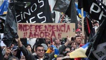 Turistas argentinos en Punta Arenas piden ayuda a consulado para volver a su país