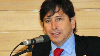 Golborne insistió en la propuesta del Gobierno para reajustar precio el gas en Magallanes