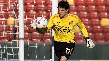 Lucha por el arco de U. Española marca la previa del duelo 