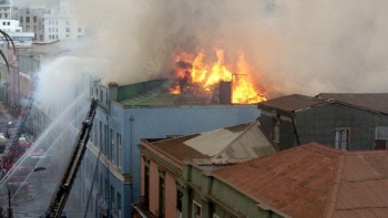 Municipalidad de Valparaíso demandó a empresas por explosión en calle Serrano
