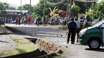 Clan Hito fue desalojado del hotel Hanga Roa