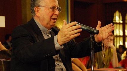 Sacerdote jesuita aseguró que la Iglesia 