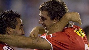 U. Católica hizo historia y sumó su primera victoria en Argentina con triunfo sobre Vélez