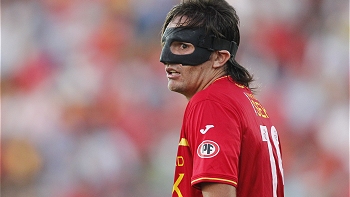 Rafael Olarra y triunfo de U. Española sobre Vélez: 