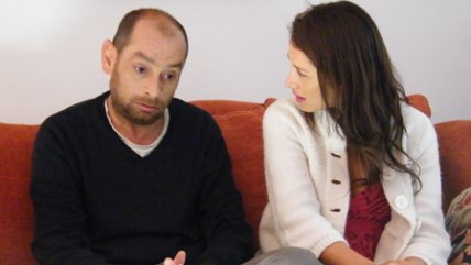 Loreto Aravena y Ramón Llao protagonizan clip de Narea y Tapia