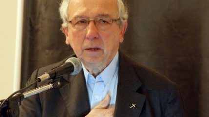 Padre Montes y el caso Karadima: Encuentro irracional que se haya dejado pasar el tiempo