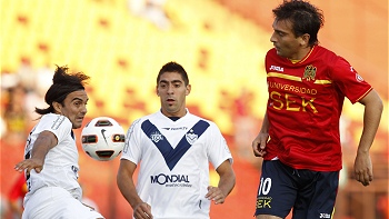 U. Española visita al necesitado Vélez para mantener la ilusión de avanzar en Copa Libertadores