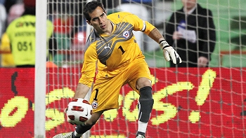   Claudio Bravo analizó los duelos ante Portugal y Colombia: El saldo es más que positivo 