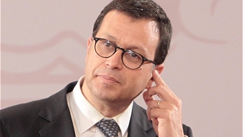 Hinzpeter y caso Kodama: Antes robaban computadores en ministerios, ahora es lo contrario