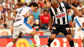   Cuerpo técnico de la selección decidió supervisar desde Chile evolución de Humberto Suazo 