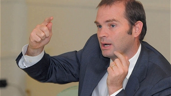 Subsecretario de Vivienda y caso Kodama: Para mucha gente esto huele mal