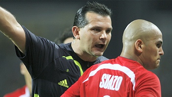 Carlos Amarilla será el juez en el partido entre la UC y Gremio por la Copa Libertadores