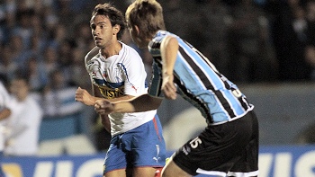 U. Católica busca certificar ante Gremio su paso a cuartos de final de la Libertadores