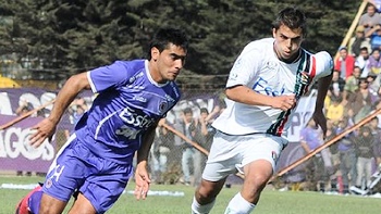   Lota Schwager se quedó con valioso triunfo en su visita a Unión Temuco por la Primera B 