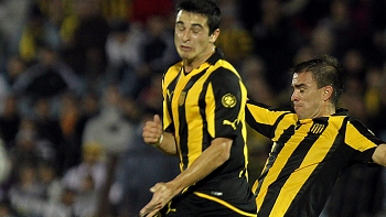 Peñarol perdió en el clásico ante Nacional antes de su choque con U. Católica