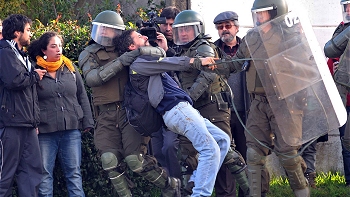 Amnistia Internacional fustigó reacciones policiales 
