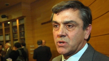 Longueira: Renuncia de Matte zanjó la arista política del caso Kodama