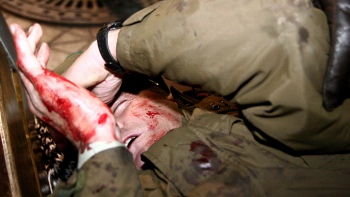 Carabinero está grave tras ser golpeado en manifestación contra HidroAysén