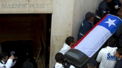   La exhumación de Salvador Allende 