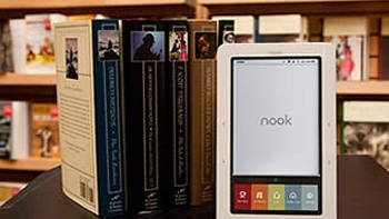 Barnes & Noble lanzó versión más pequeña y autónoma de lector Nook