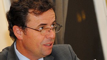 CDE recomendó a Vivienda anular decreto que visó millonario pago a Kodama