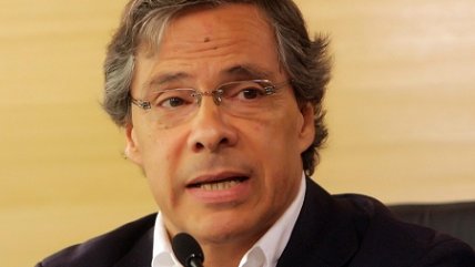 Cornejo: Envío de postnatal al TC muestra que urgencia del Gobierno era una falacia