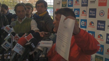   Claudio Borghi: Mauricio Pinilla tiene las puertas abiertas para futuras convocatorias 