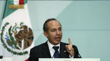 Presidente Calderón promulgó reforma legal contra la trata de personas en México