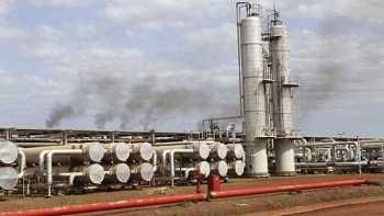 Sudán del Sur aceptó exportar su petróleo y pagar tasas por el intercambio