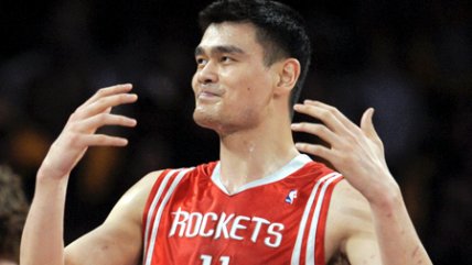   Yao Ming anunció su retiro del baloncesto profesional 